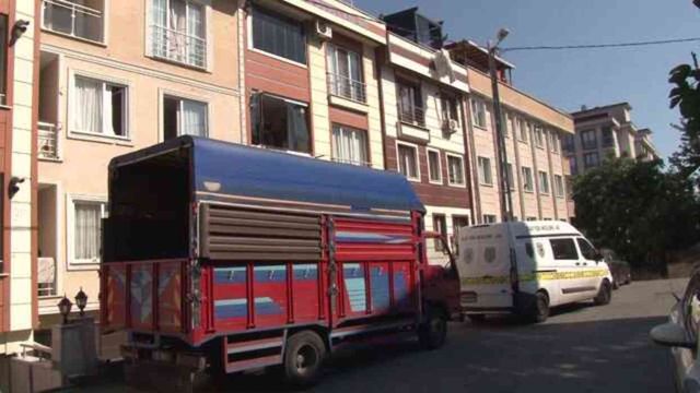 İstanbul'da baba dehşeti! Tartıştığı eşi ve çocuklarını bıçakladı