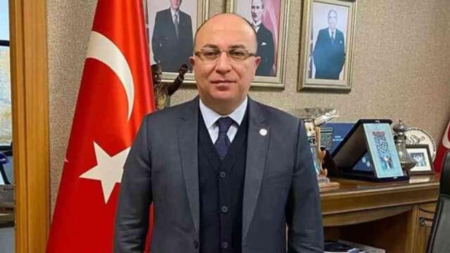 MHP Genel Başkan Yardımcısı İzzet Ulvi Yönter: Özgür, seni şapşik, seninle çok eğleneceğiz