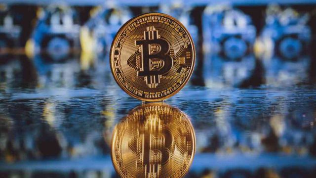 Küresel piyasalardaki yangın Bitcoin'i de vurdu! Saatler içinde resmen çakıldı