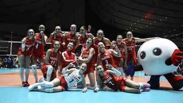Türkiye-Çin maç ikinci set kaç kaç bitti? Çin-Türkiye çeyrek final voleybol maçı ikinci seti kim aldı? Türkiye-Çin voleybol maçı son durum!