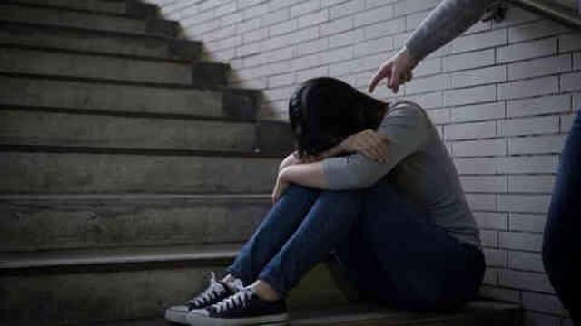 Mobbing nedir, nasıl yapılır? Mobbing kelimesi nerede kullanılır? İş yerinde neler mobbinge girer?