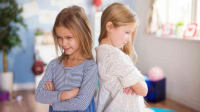 Rüyada arkadaşınla kavga etmek ne anlama gelir? Rüyada tanıdık biriyle kavga etmek ne demek? Rüyada arkadaşınla kavga etmek küsmek neye işaret?