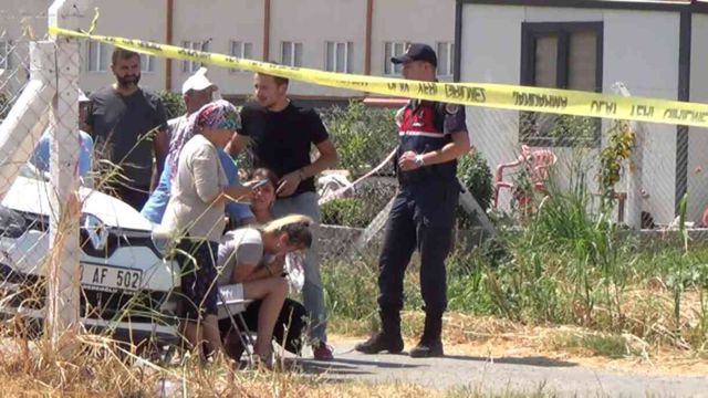 Elindeki başörtüsünü koklayıp dakikalarca ağladı: Annesiz kaldım