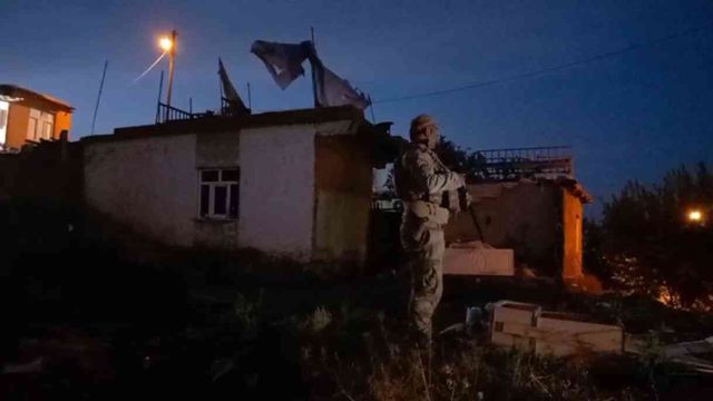 Nevzat Bahtiyar'ın evinde hareketlilik! Cinayeti çözecek deliller mi bulundu?