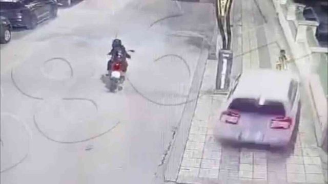 Önündeki otomobili sollarken kaldırıma daldı, 15 yaşındaki Muhammed'i hayattan kopardı