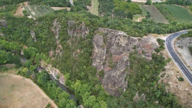 Eşini uçurumdan iterek öldüren kocadan eş cinsel ilişki itirafı: Trans bireyle görüştüm hataydı