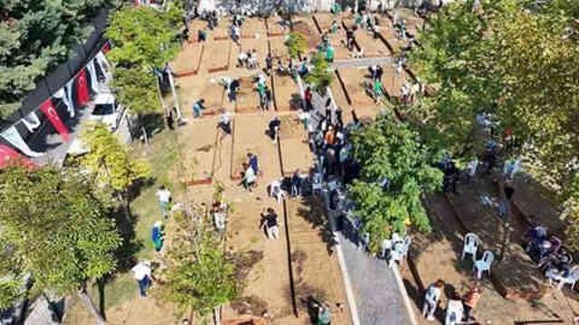 Ataşehir Belediyesi 'Kent Bostanı' projesini hayata geçirdi