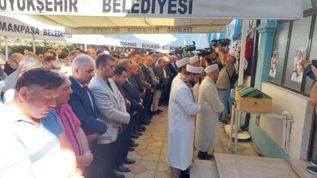 Sıla bebeğin mezarındaki 'Soyadı' detayı dikkat çekti