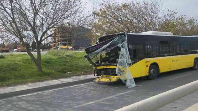 İETT otobüsleri çarpıştı: 1'i çocuk 2 yaralı