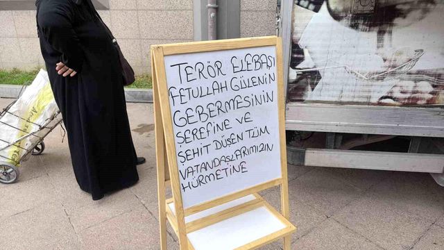 Cami imamı, elebaşının ölümünü böyle kutladı