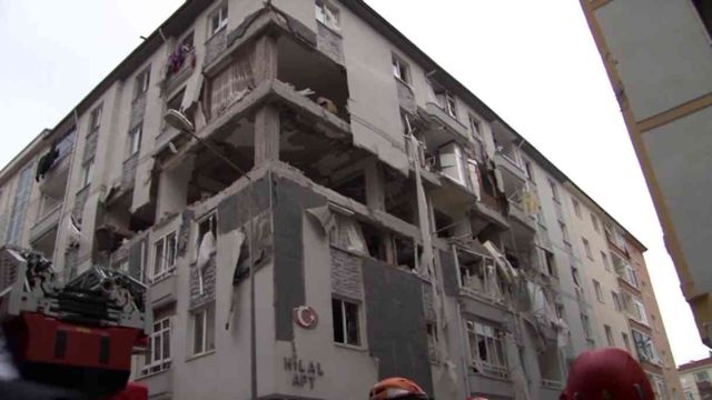 Çorum'da Doğalgaz Patlaması: 1 Ölü, 33 Yaralı