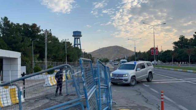 Batman, Mardin ve Halfeti belediyelerine kayyum atandı