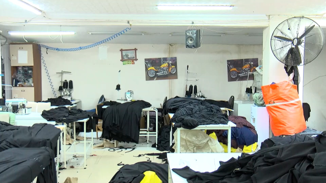 Tekstilde çalışan Suriyeliler ülkelerine dönmeye başladı, atölyeler boş kaldı