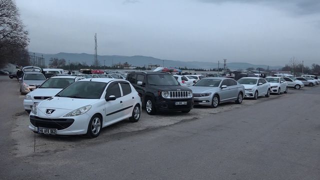 Oto pazarlarında 'Suriyeli' hareketliliği