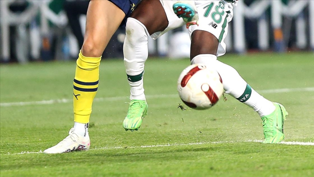 Konyaspor Fenerbahçe hangi kanalda? Konyaspor Fenerbahçe maçını hangi kanal veriyor, nerede izlenir?