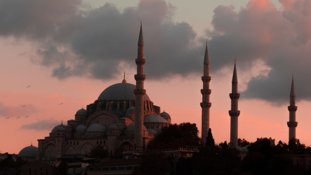 Güzel ve Anlamlı Cuma Mesajları