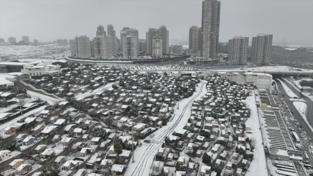 Meteoroloji saat verdi: İstanbul'da asıl kar yağışı 18.00'de başlayacak