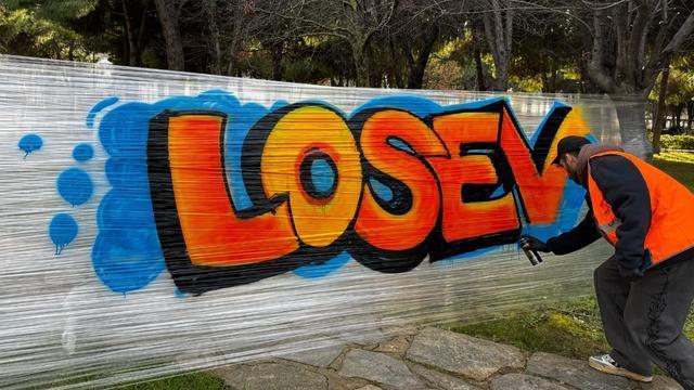 LÖSEV'den 14 Şubat Sevgililer Günü Etkinliği: 'Sevginin İyileştirici Gücünü Hep Birlikte Büyütelim!'