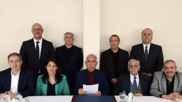 AK Parti cephesinden Öcalan'ın çağrısına dikkat çeken yorum: Esaslı bir değişime uğrayacak...