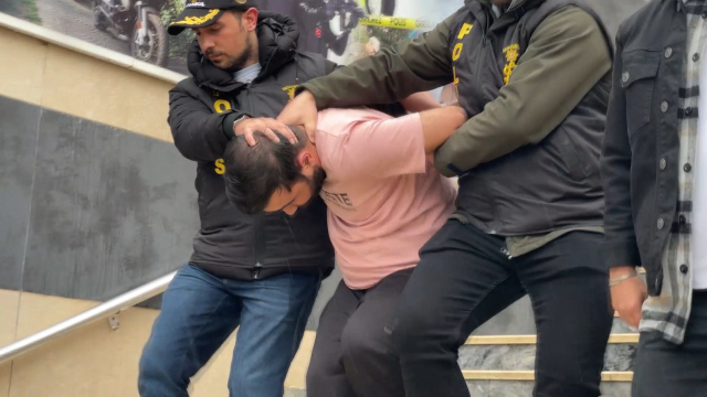 İki marketin kasasını boşaltan şüpheli yakalanınca polise 'Beni nasıl buldunuz' diye sordu