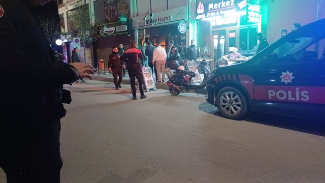 Restoranda bıçaklı kavgada kan aktı, ölü ve yaralılar var