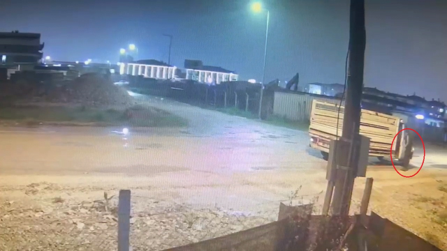 Balkondan sarkıttığı halata tutunarak indiği evi soydu