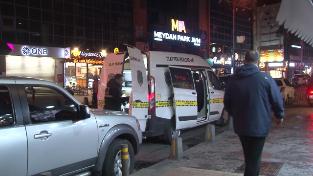 Polisi görünce dördüncü kattan atladı, hayatını kaybetti