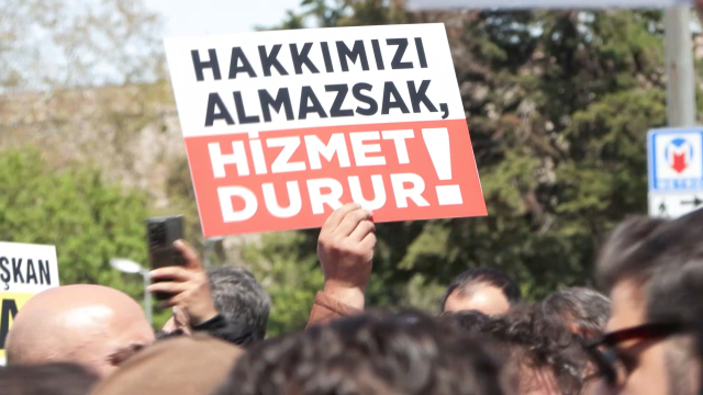 İstanbul'da toplu ulaşım krizi derinleşiyor! Şoförlerden 'POS cihazı' kararı