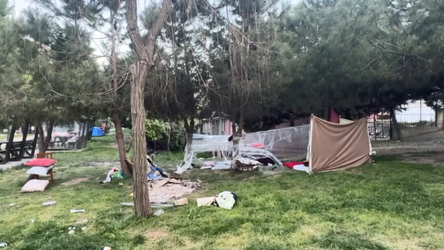 Esenyurt'ta deprem nedeniyle parkta kalan eşi ve baldızını silahla vurdu