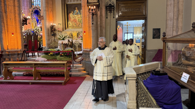 İstanbul'da Papa Franciscus için ayin düzenlendi