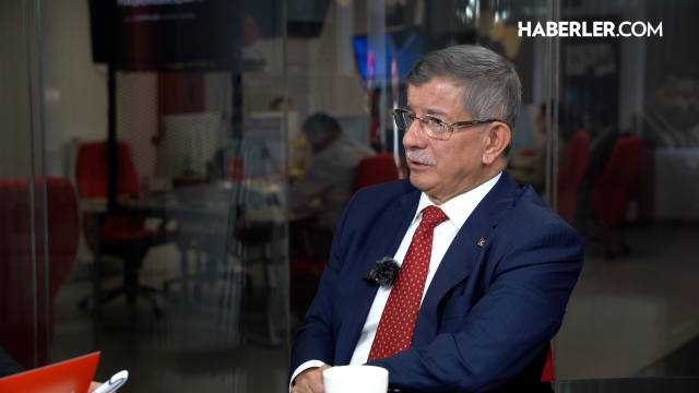 Ahmet Davutoğlu: KKTC artık kumar, fuhuş ve mafya ile anılır hale geldi