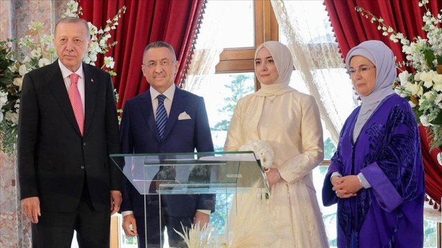 Eski Cumhurbaşkanı Yardımcısı Fuat Oktay'ın eski eşi Bedriye Şahinbaş, CHP'ye katıldı