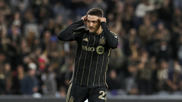 Bonservisini istiyorlar! Fenerbahçe'nin kiralık yolladığı futbolcu gittiği takımda kral oldu