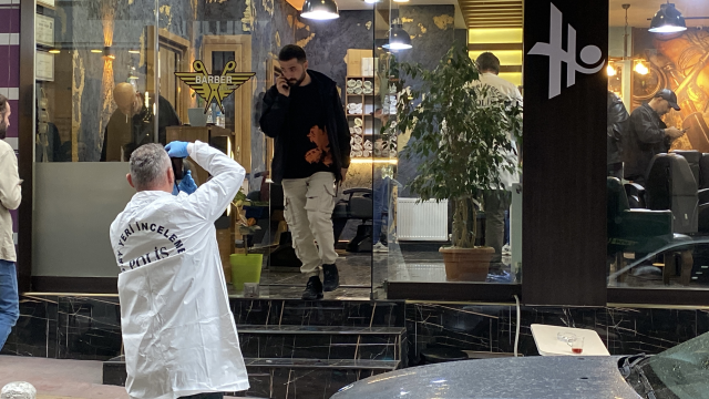 Kardeşini berberde tıraş olurken öldüren zanlı yakalandı