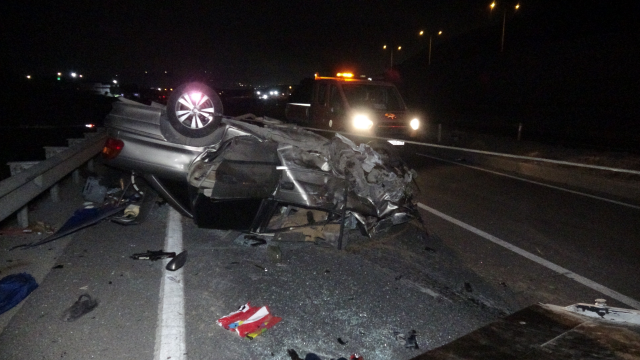 Düğün yolunda korkunç kaza! Anne ve baba hayatını kaybetti