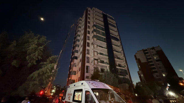 Yangında tüm ailesini yitirdi! Facianın yaşandığı gün eşine otomobil almış