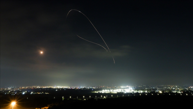 İran'dan İsrail televizyonuna tahliye uyarısı: Vuracağız, boşaltın
