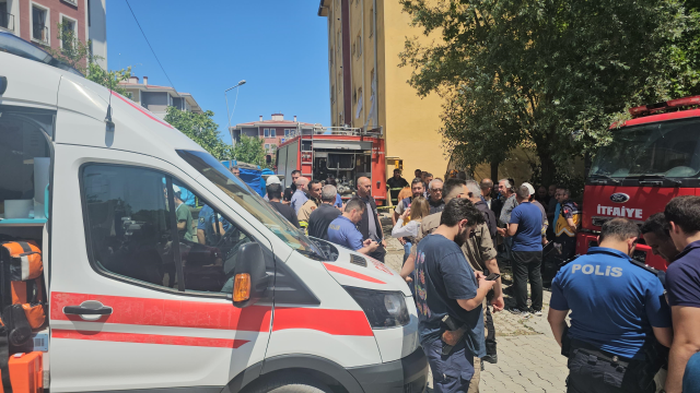 Zonguldak'ta bir apartmanda doğalgaz patlaması: 3'ü ağır 7 kişi yaralandı