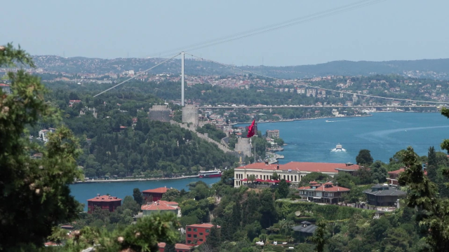 İstanbul'da tehlikeli sıcaklık alarmı! Bu saatlerde dışarı çıkmayın