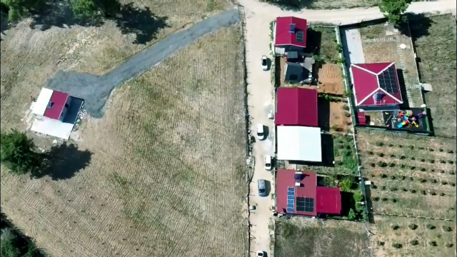 Kendisini 'komiser' olarak tanıtıp, 2 milyon 440 bin lira dolandırdı