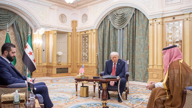 Beyaz Saray, Trump'ın Suriye'ye yaptırımları kaldıracağını açıkladı