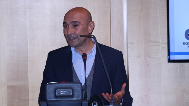 Tunç Soyer kimdir, kaç yaşında, nereli? Eski İzmir Belediye Başkanı Tunç Soyer hangi görevlerde bulundu?