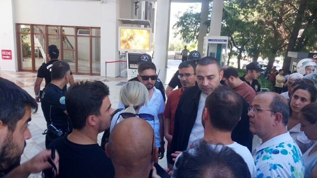 Manavgat Belediyesi'ne yolsuzluk operasyonu! Belediye başkanı ve bazı yöneticiler gözaltında