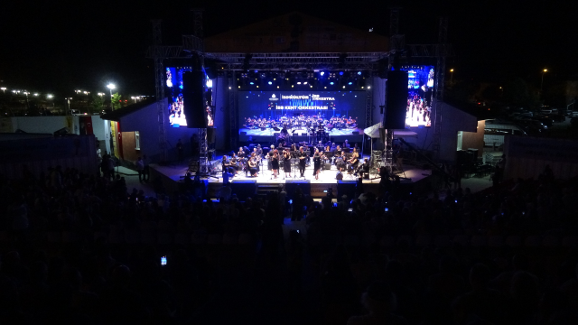 Uluslararası Nasreddin Hoca Şenlikleri halk konseri ile başladı