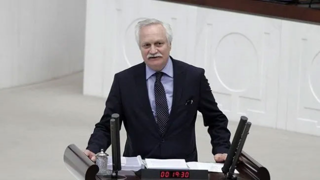 Eski Genel Başkan Yardımcısı Murat Özçelik, CHP'den istifa etti