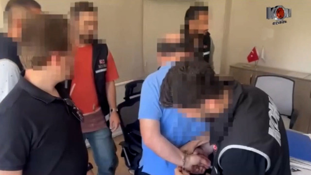 SGK'daki rüşvet skandalının görüntüleri ortaya çıktı: Poşet içerisinde balya balya Euro bulundu