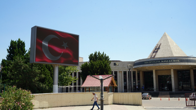 Cumhurbaşkanı Erdoğan'ın bayrak çağrısına Kahramanmaraş'tan anlamlı yanıt