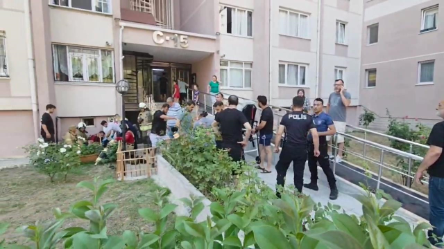 İstanbul'da kimyasal alarm! Bodrumda 5 kişi zehirlendi, müdahale ekibi de çıkamadı