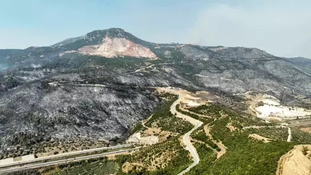 Tarihinin en büyük orman yangınını yaşayan ilçenin son hali: Bu acıyı anlatmaya kelimeler yetmiyor