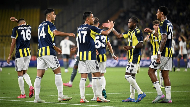 Feyenoord Fenerbahçe maçı hangi kanalda? Feyenoord FB maçını hangi kanal veriyor, nerede izlenir?
